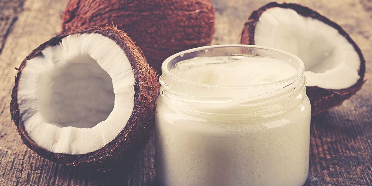 Entenda como o óleo de coco age no seu organismo